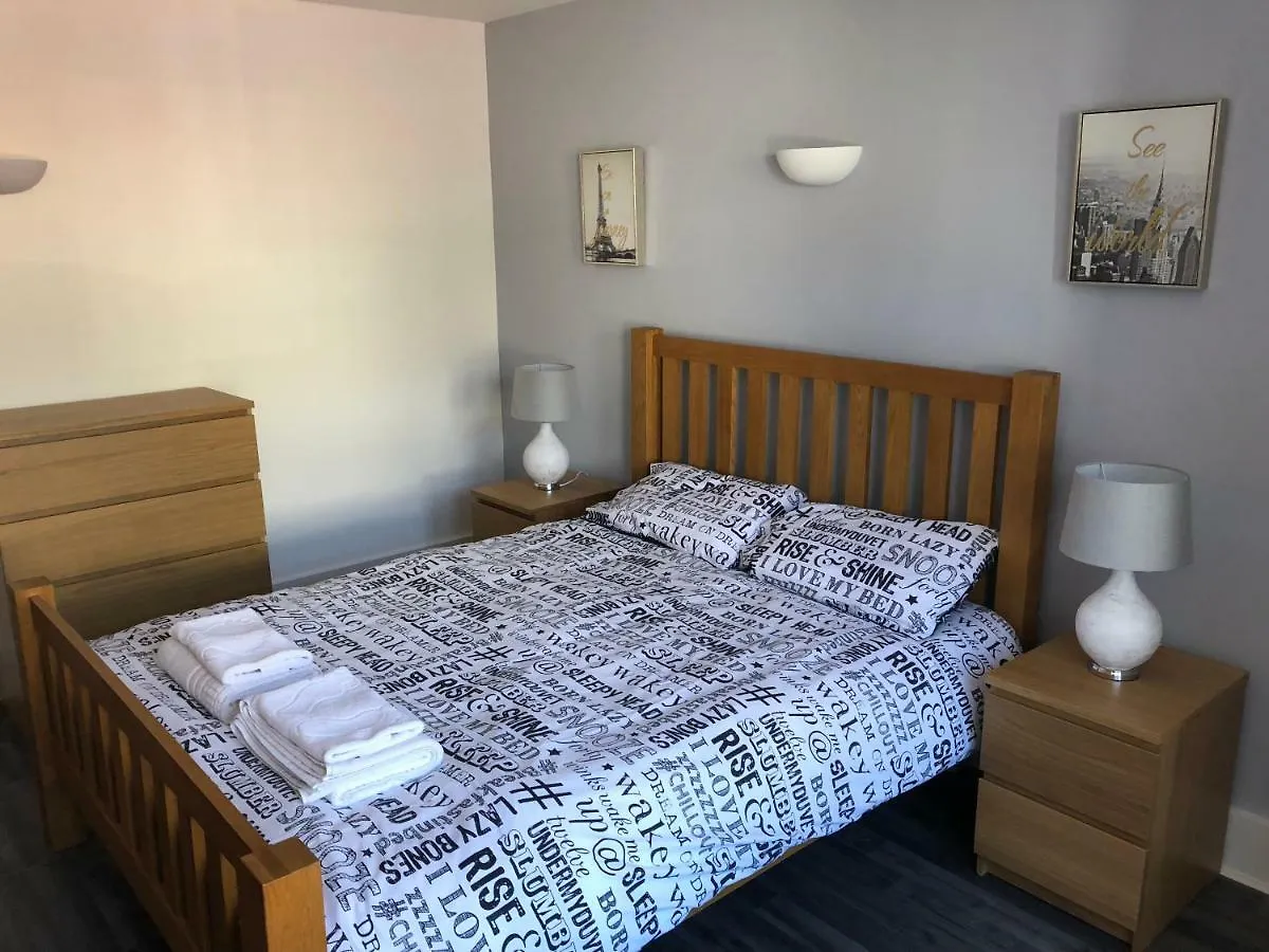Bournemouth Hot Tub & Sauna Holiday Let 0*,  United Kingdom