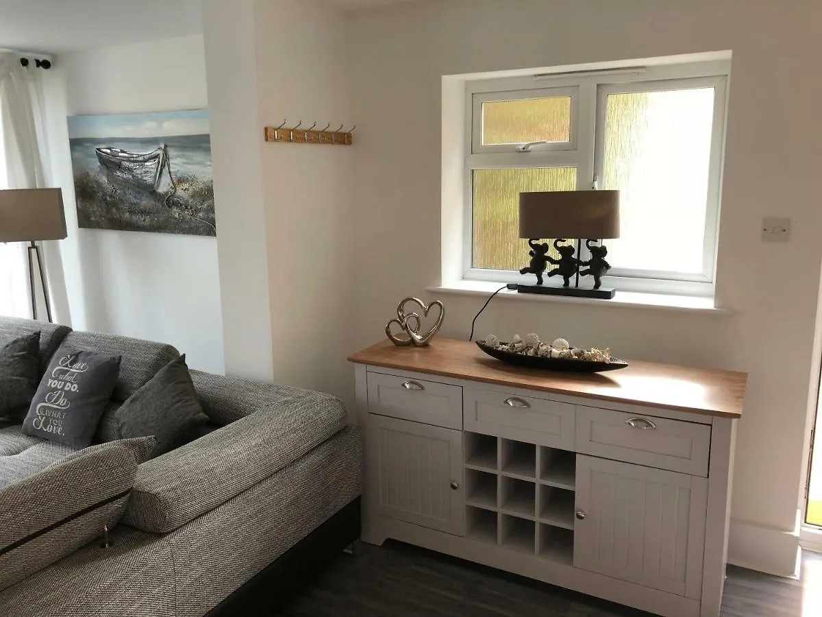 Bournemouth Hot Tub & Sauna Holiday Let Apartmán