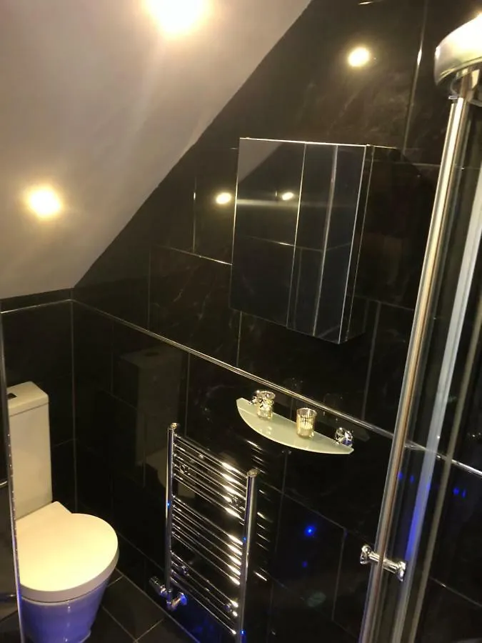 Bournemouth Hot Tub & Sauna Holiday Let 0*,  United Kingdom